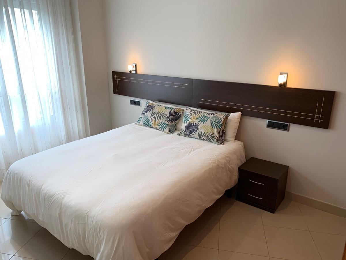 Apartamentos Arosa Isla de Arosa Esterno foto